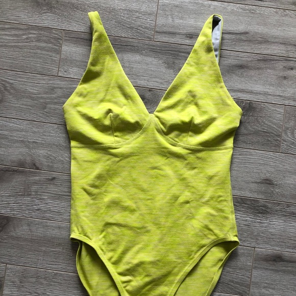 Reposh 🔄 Outdoor Voices Freeform Leotard - Picture 5 of 5